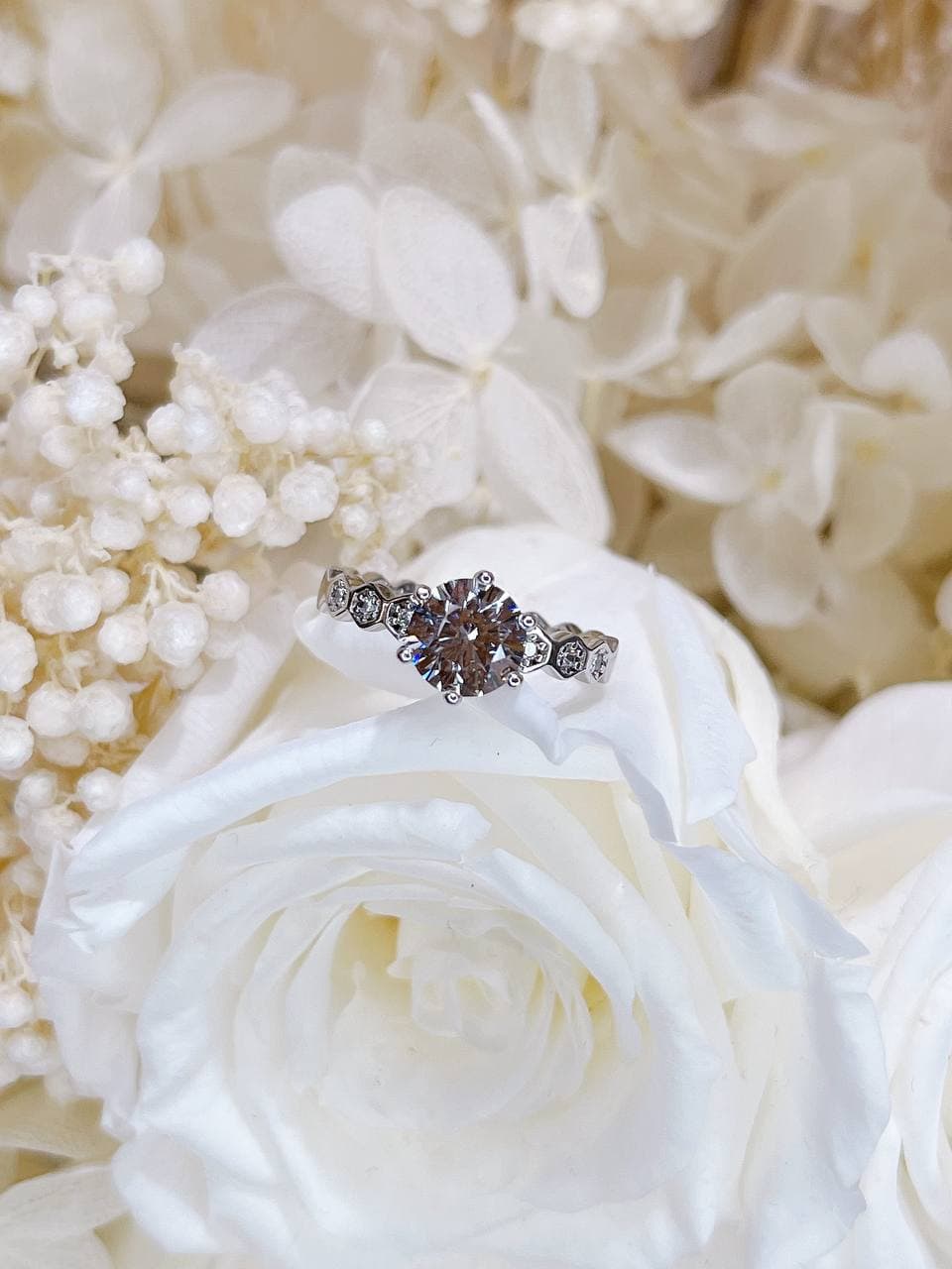 Mable 1 Carat Solitaire Hexagon Ring