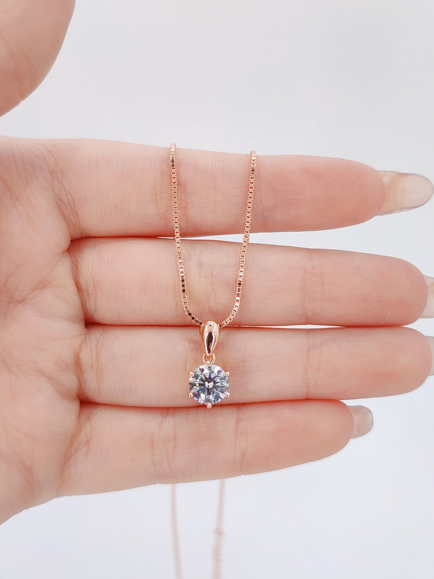Julia 1 Carat Rose Gold Classic Solitaire Necklace