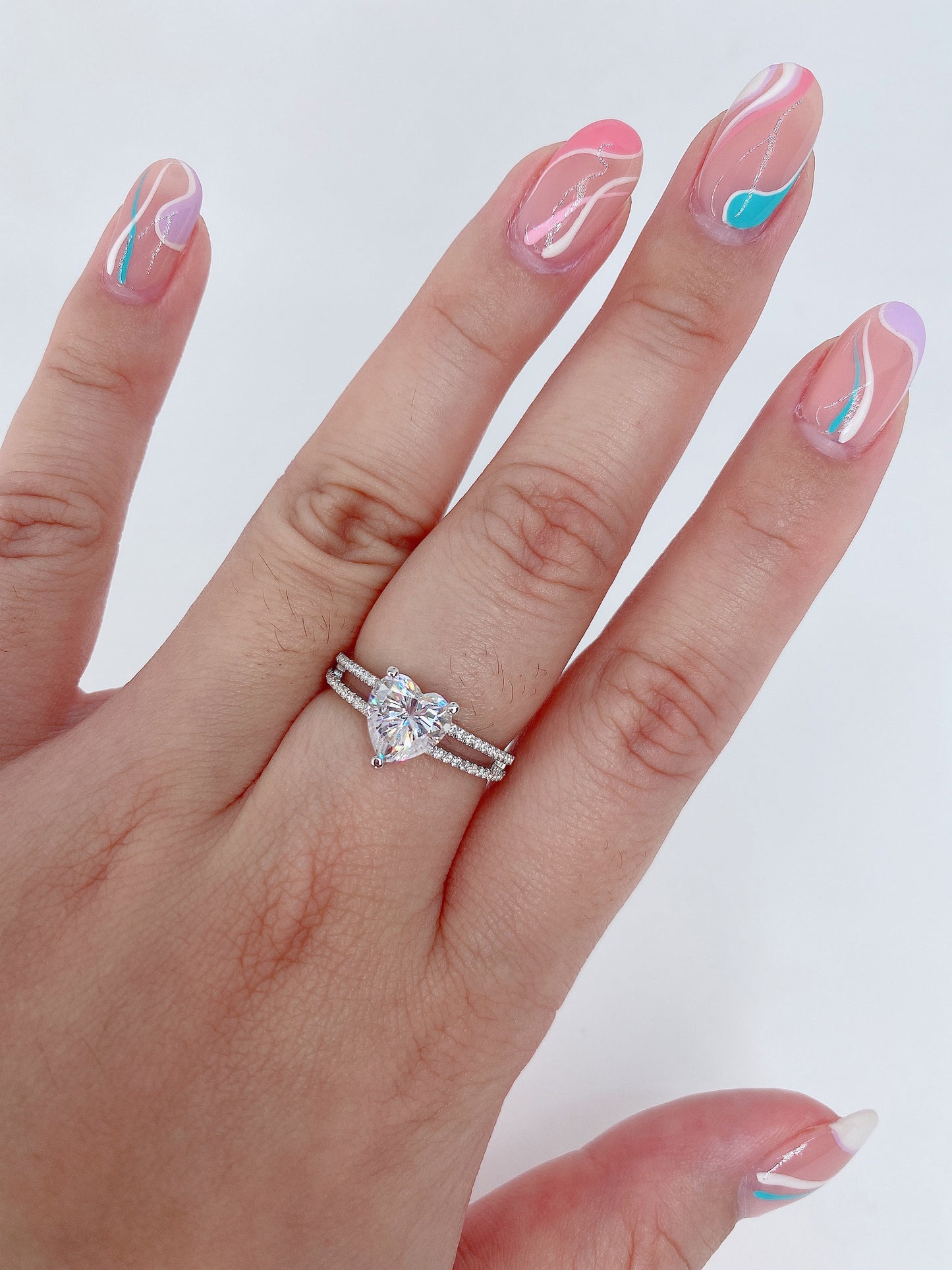 Elizabeth 2 Carat Double Banded Heart in Classic White