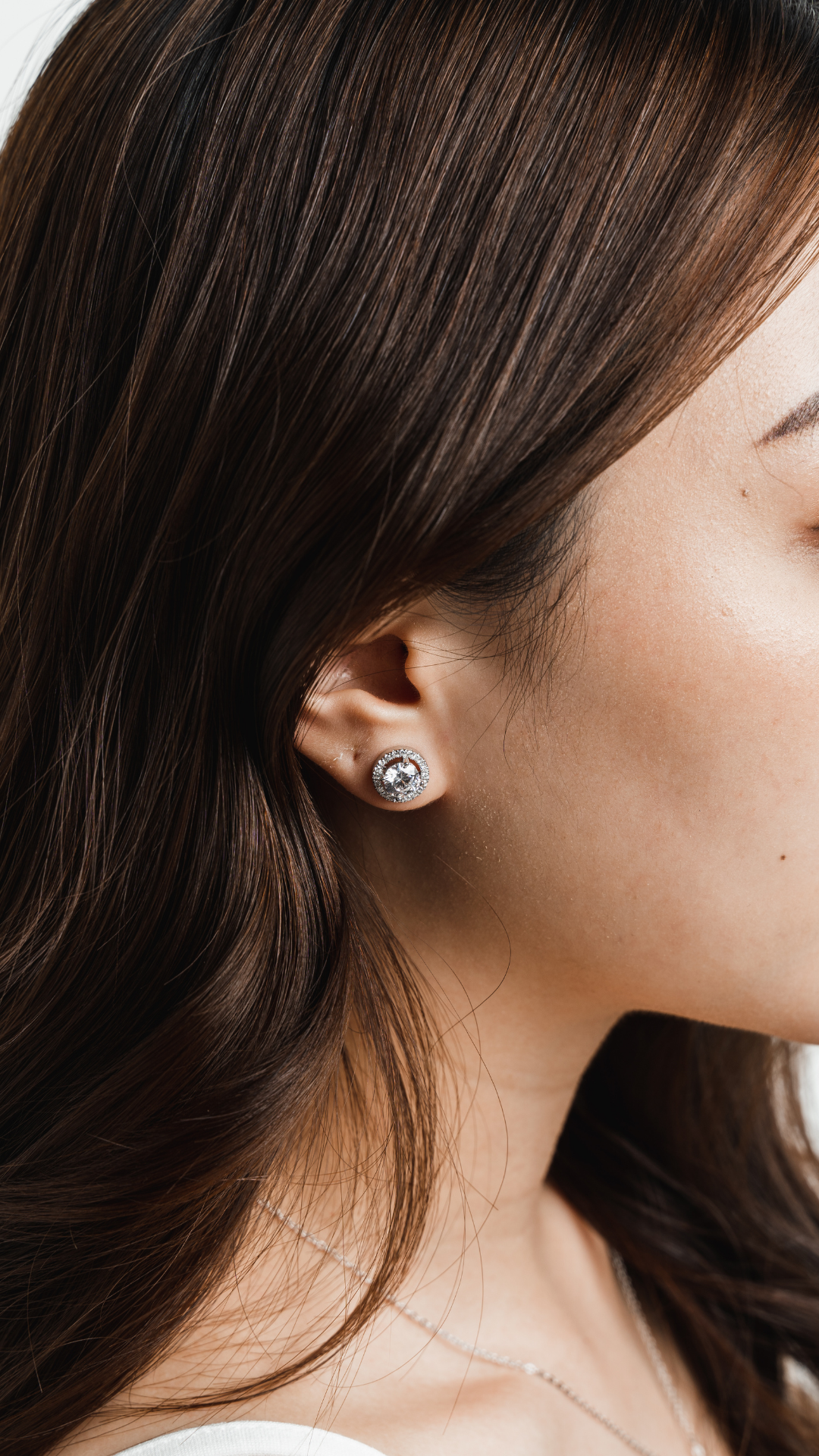 1 Carat Bella Ear studs