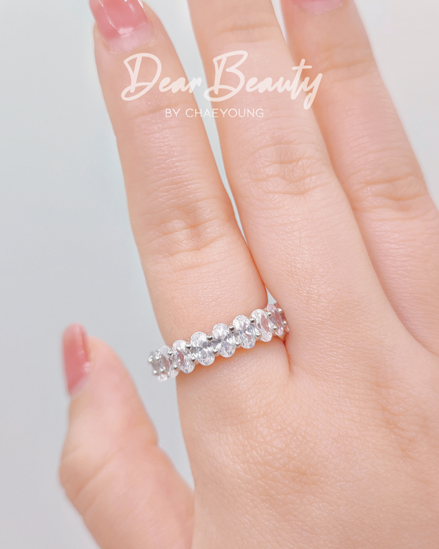 White gold diamond band on sale rings