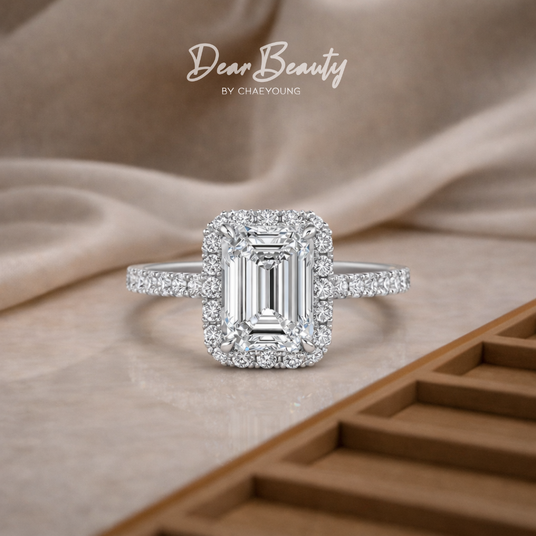 Giovanna 2 Carat Emerald Cushion Ring