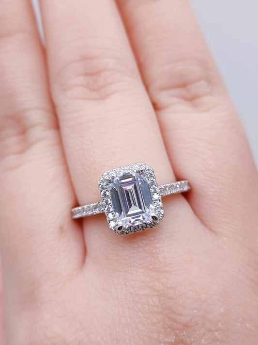 Giovanna 2 Carat Emerald Cushion Ring