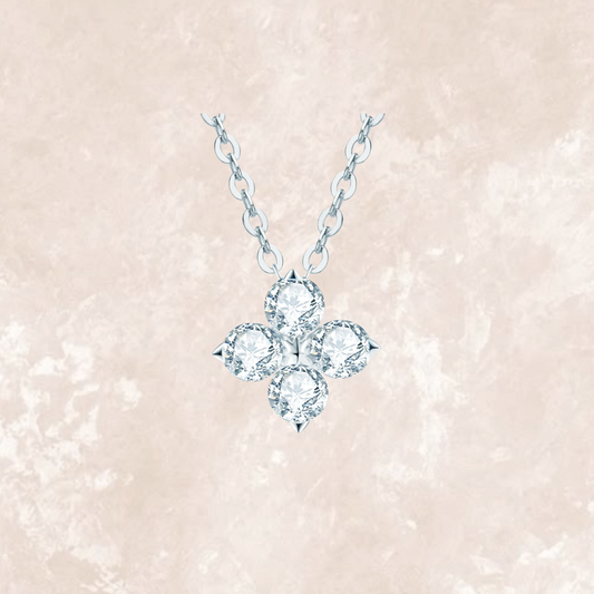 Leia Dainty Clover Necklace