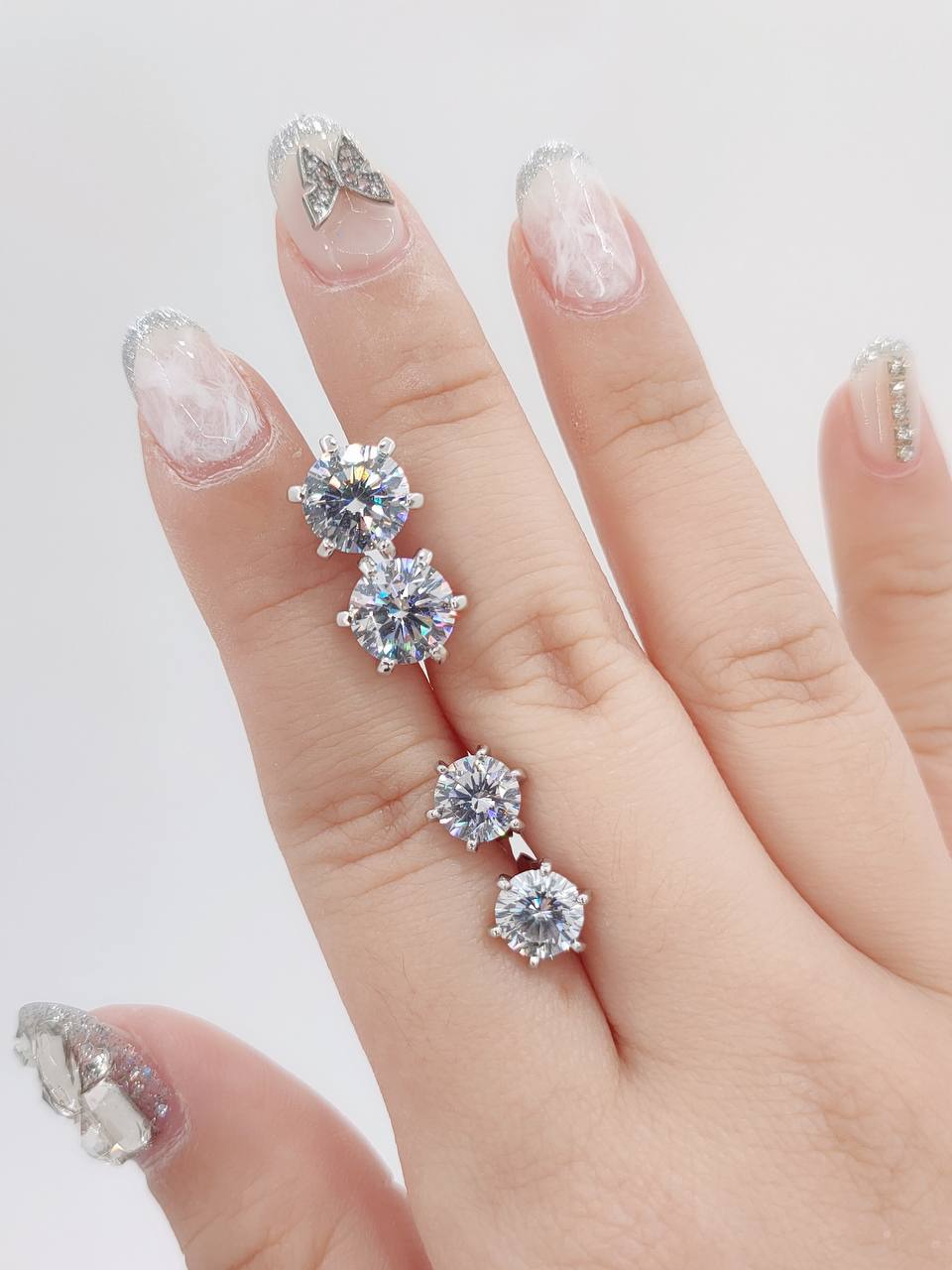 Martini Solitaire Studs (0.3 Carat - 2 Carat)