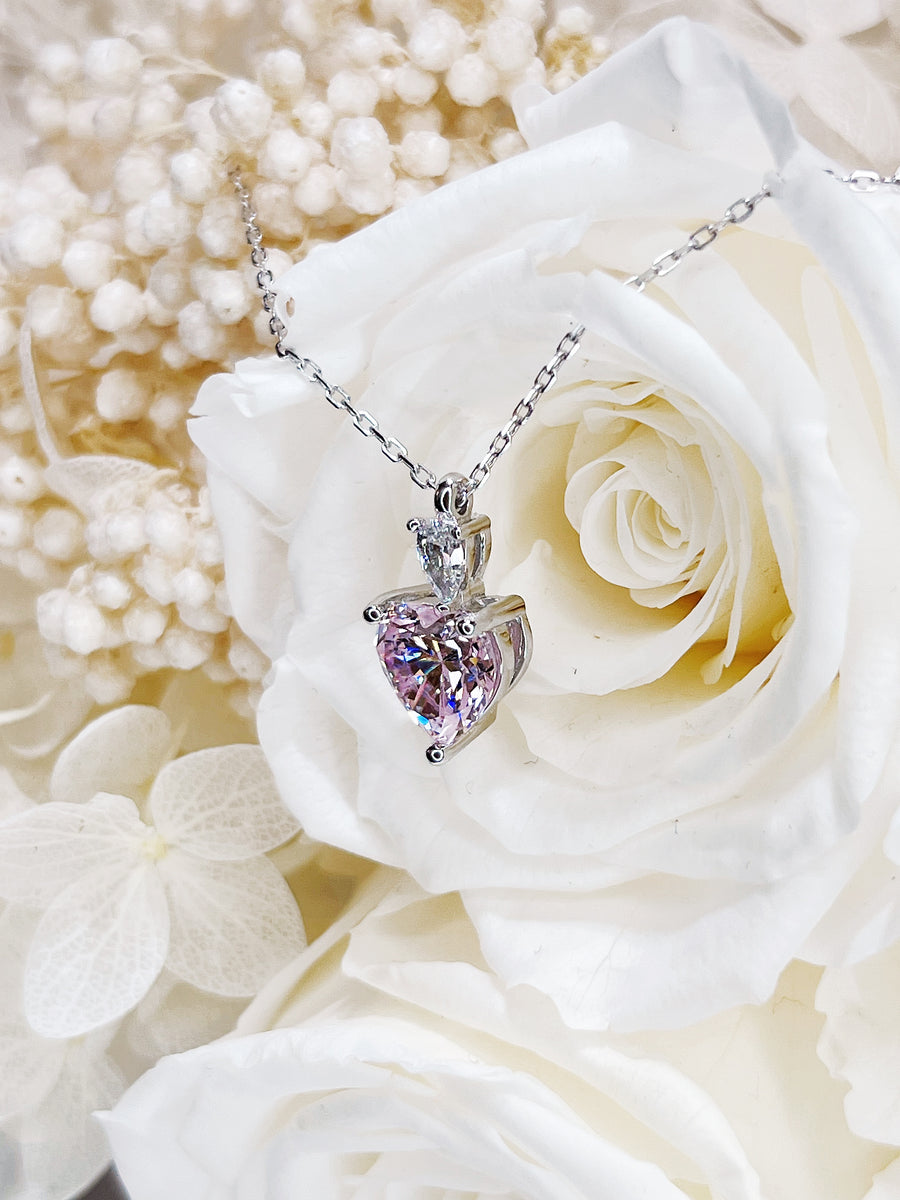 Lovelle 2 Carat Hearts Necklace (length: 39.5cm - 45cm)