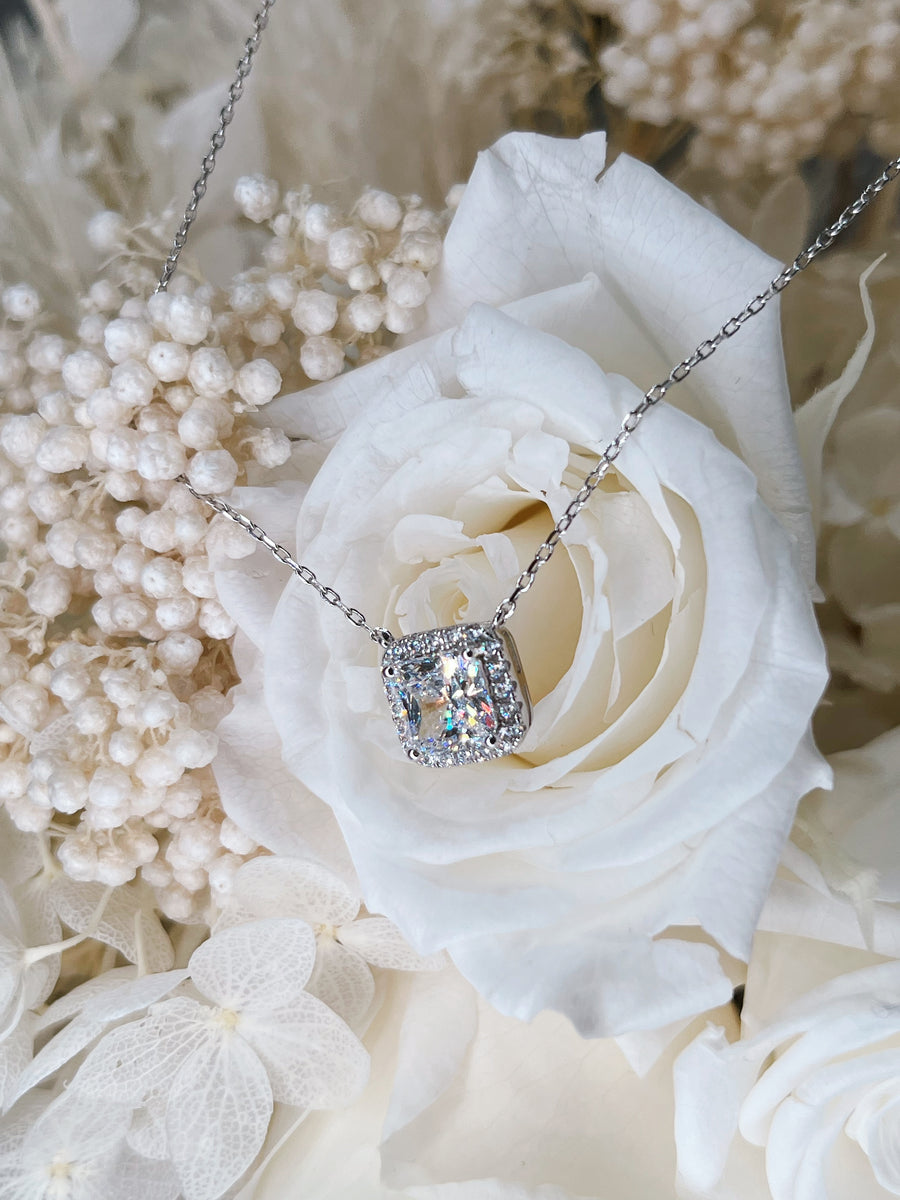 1.5 Carat Ice Crushed Necklace