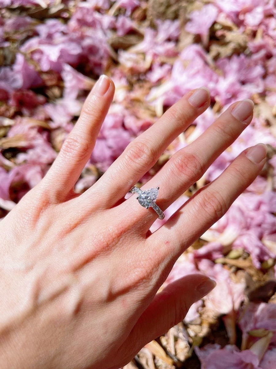 Marielle Teardrop Ring in Classic White