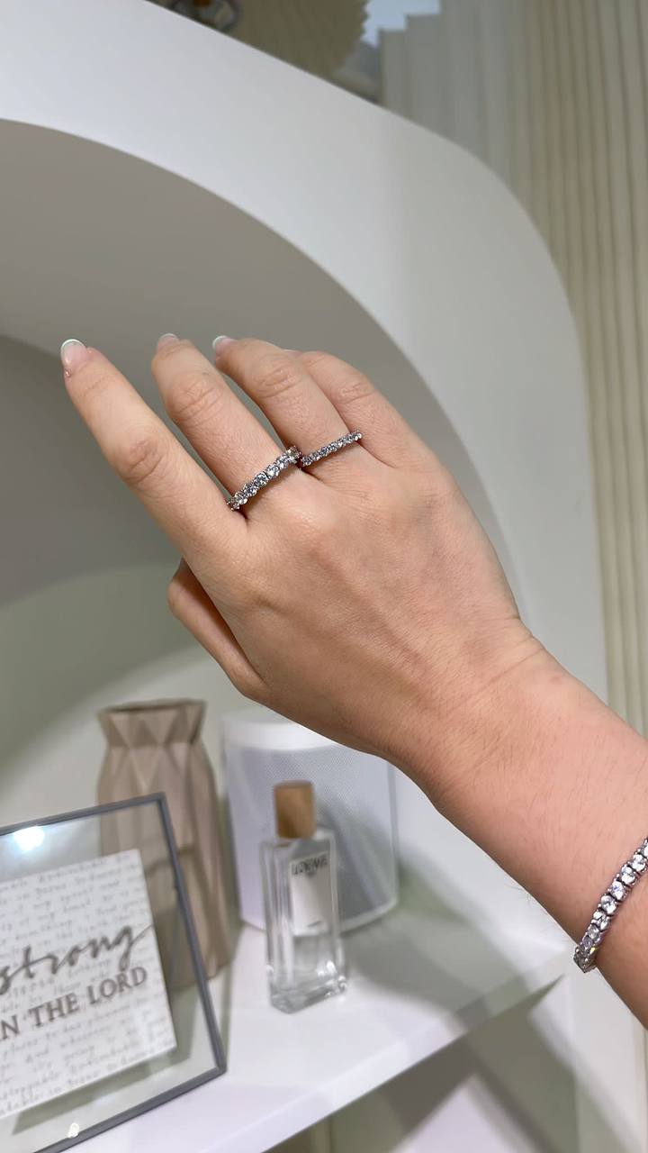 Bijou 0.15 Carat Half Eternity Ring